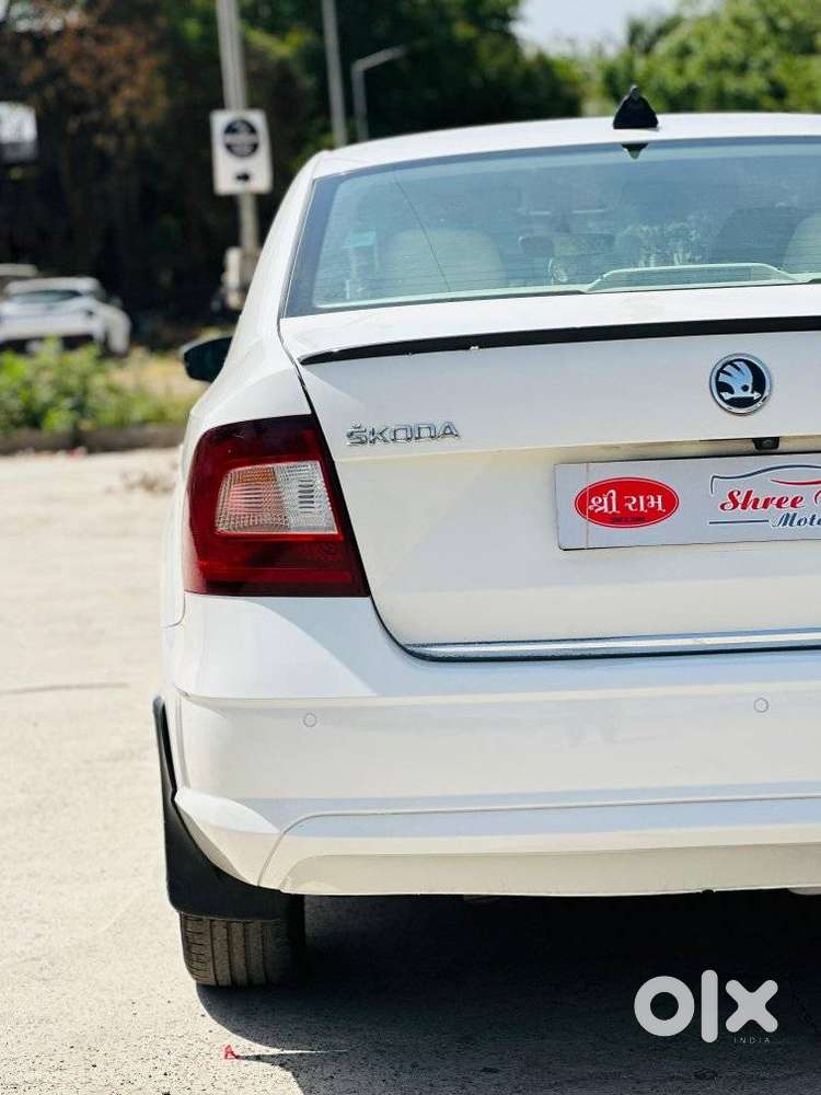 Skoda Rapid 1.0 Style At, 2021, Petrol