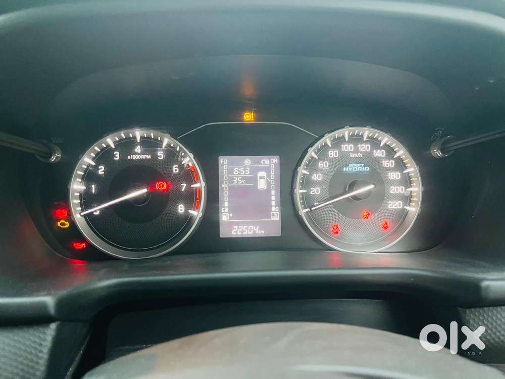 Maruti Suzuki Brezza 1.5 Vxi Smart Hybrid, 2023, Petrol