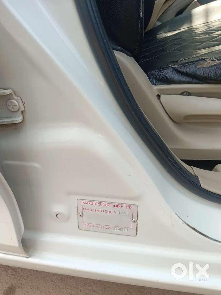 Maruti Suzuki Dzire 2016 Cng & Hybrids 135000 Km Driven