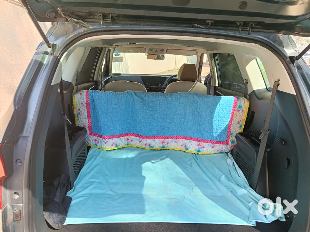 Kia Carens 2024 Petrol Well Maintained