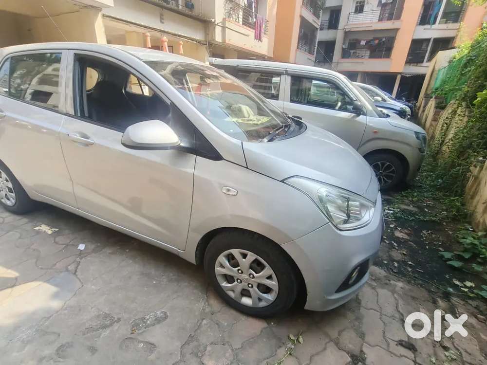 Hyundai Grand I10 2016 Petrol 89406 Km Driven