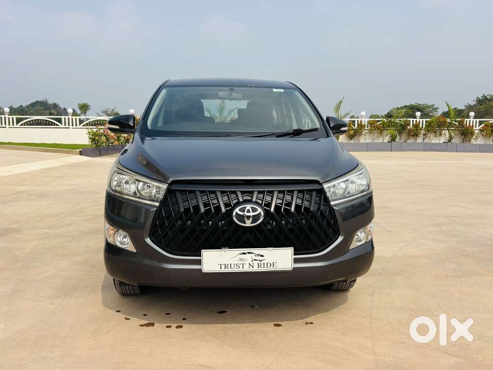 Toyota Innova Crysta 2.4 Gx Mt, 2016, Diesel