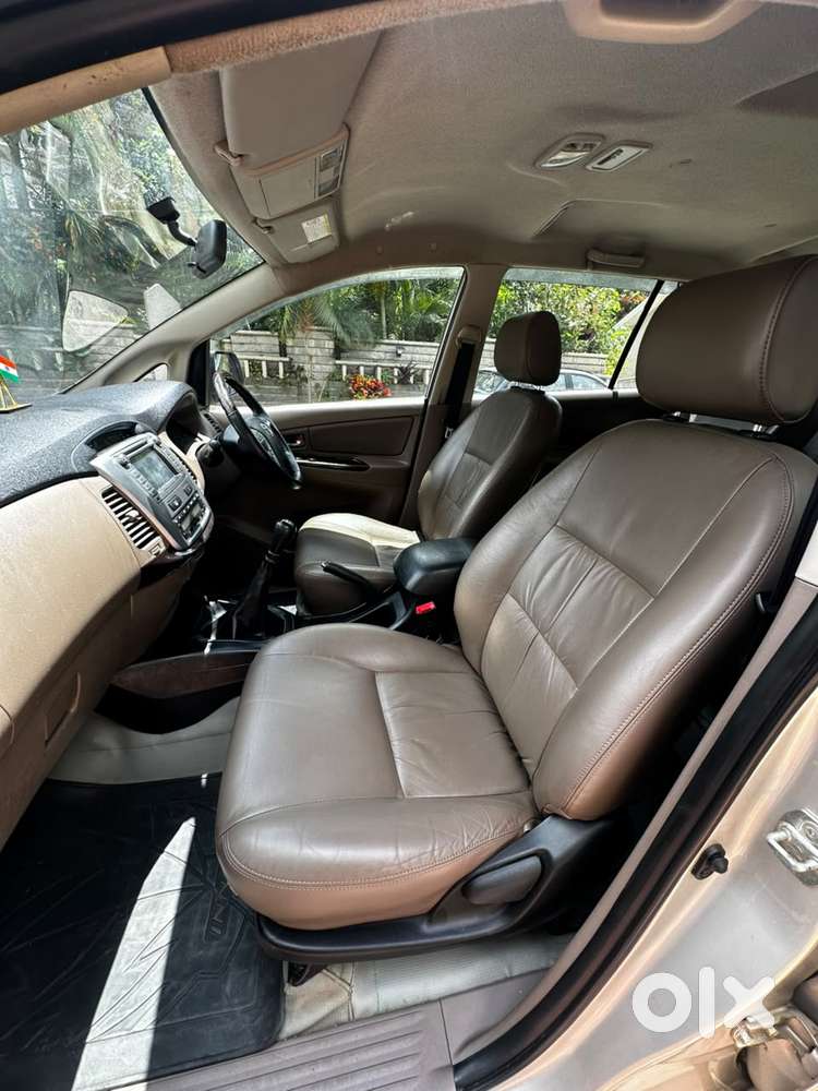 Toyota Innova 2.5 Z Diesel 7 Seater, 2015, Diesel