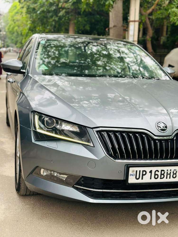 Skoda Superb 2016 Diesel 65000 Km Driven