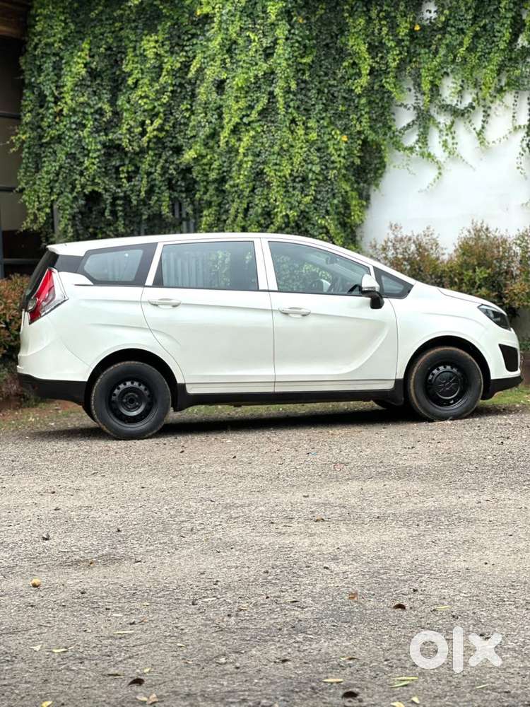 Mahindra Marazzo M2, 2019, Diesel