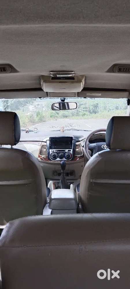 Toyota Innova 2.5 G 2013