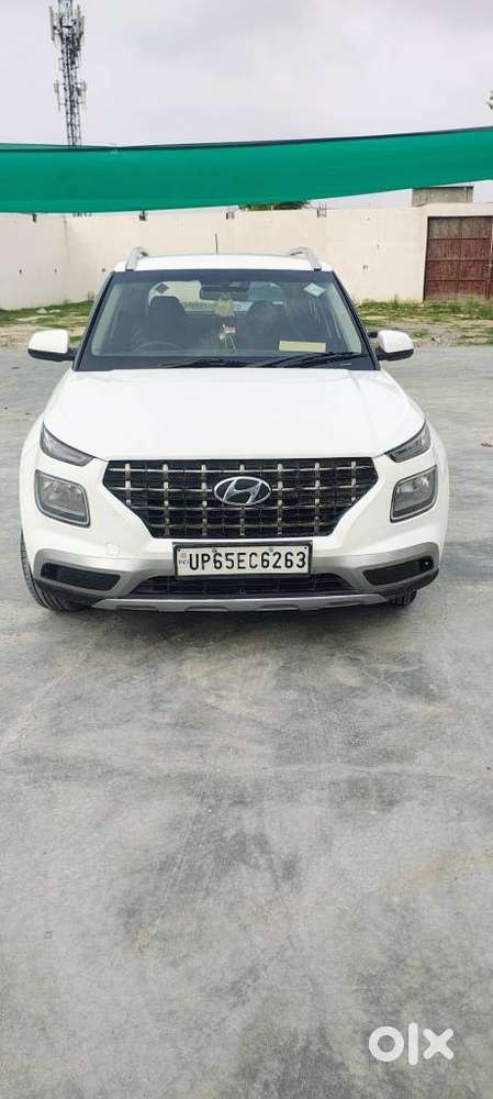 Hyundai Venue, 2021, Cng & Hybrids