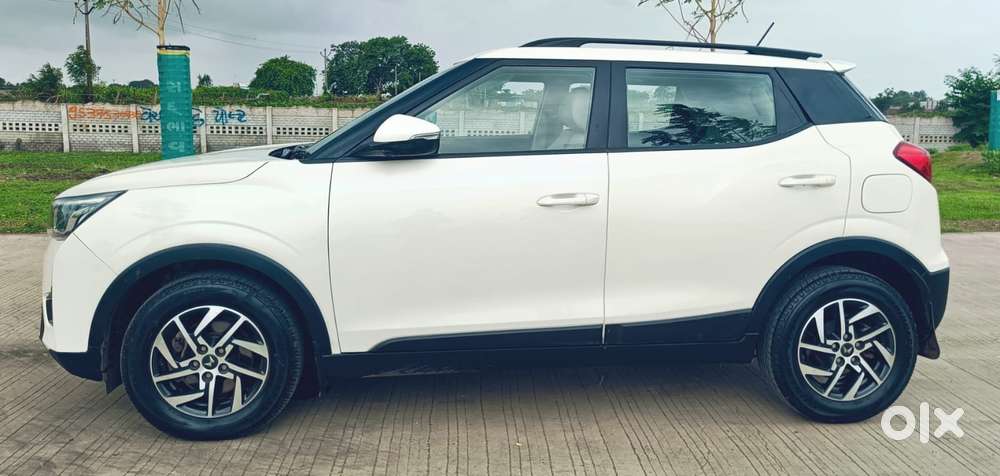 Mahindra Xuv300 W8 Amt Diesel, 2023, Diesel