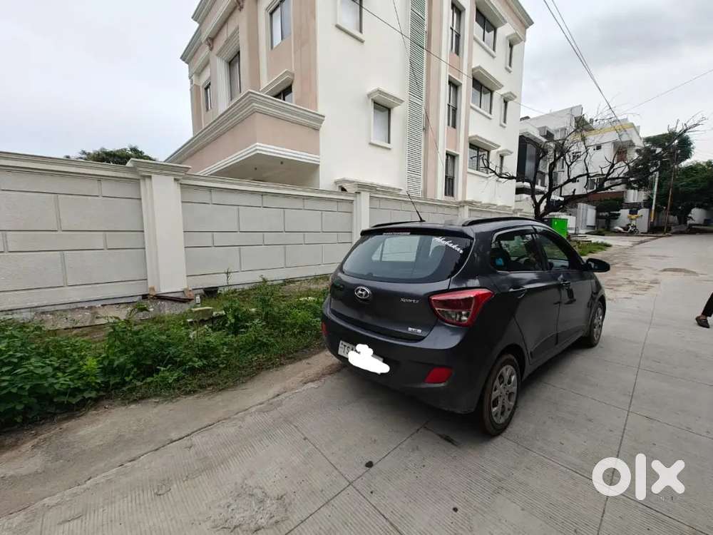 Hyundai Grand I10 2016 Petrol 82000 Km Driven
