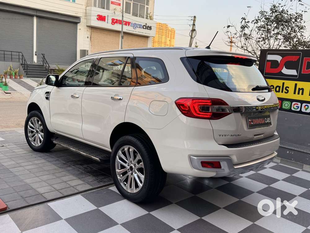 Ford Endeavour 2.2 Titanium At 4x2 Sunroof, 2018, Diesel