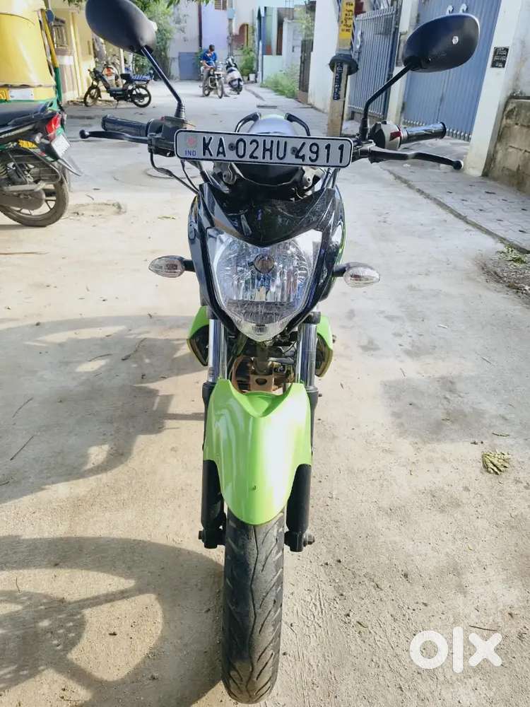 Yamaha FZ S 2013