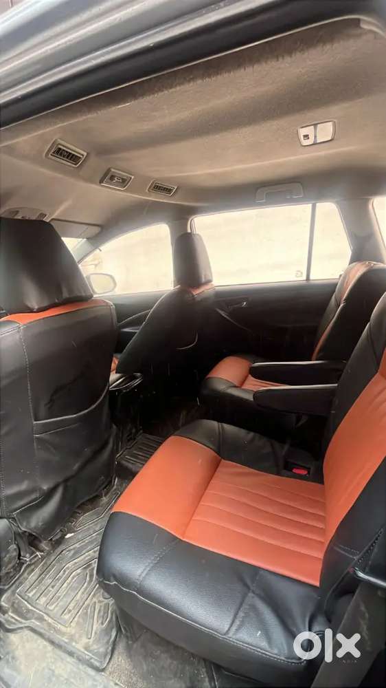 Toyota Innova Crysta 2018 Diesel Well Maintained