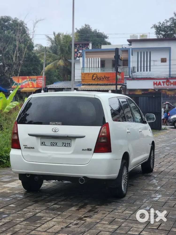 Toyota Innova 2006 Petrol Well Maintained G1 Company Service