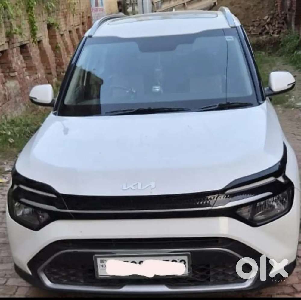 Kia Carens Clavis 2025 Diesel 60000 Km Driven