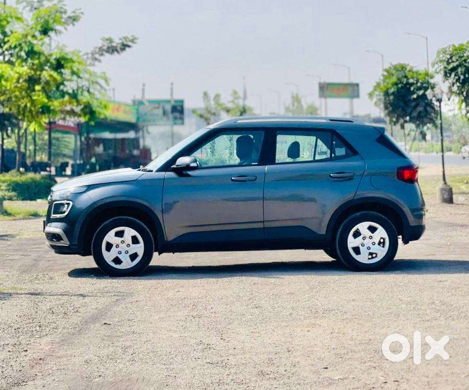 Hyundai Venue 1.2 S Plus, 2021, Petrol