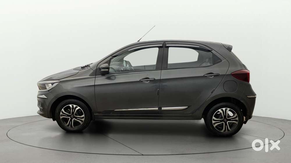 Tata Tiago 1.2 Revotron Xta, 2023, Petrol