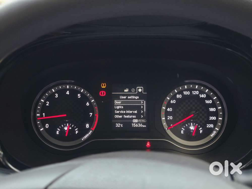Hyundai Aura 1.2 Sx Cng, 2025, Cng & Hybrids