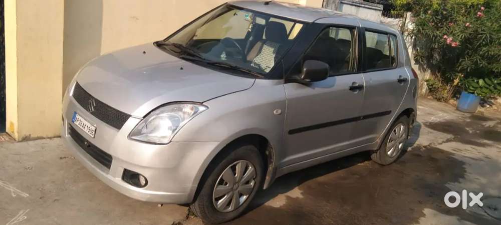Swift Maruti Suzuki 2007 Petrol Second