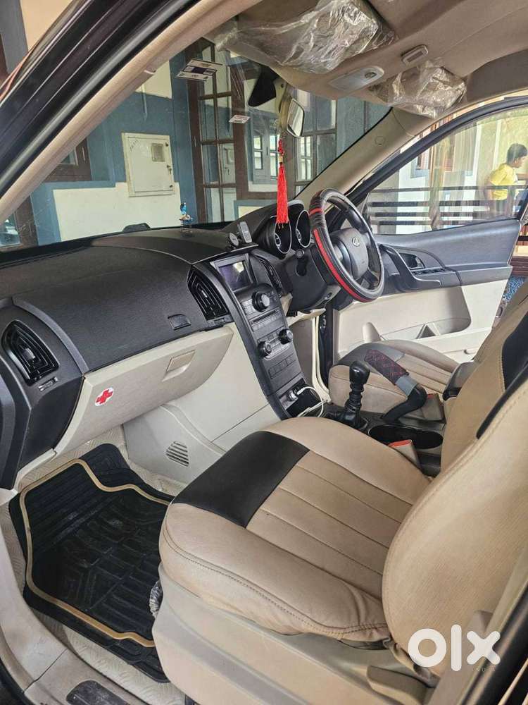 Mahindra Xuv500 W6 2017