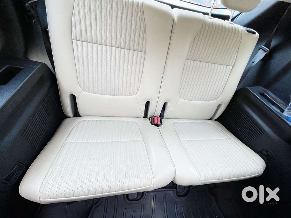 Kia Carens Clavis, 2025, Petrol