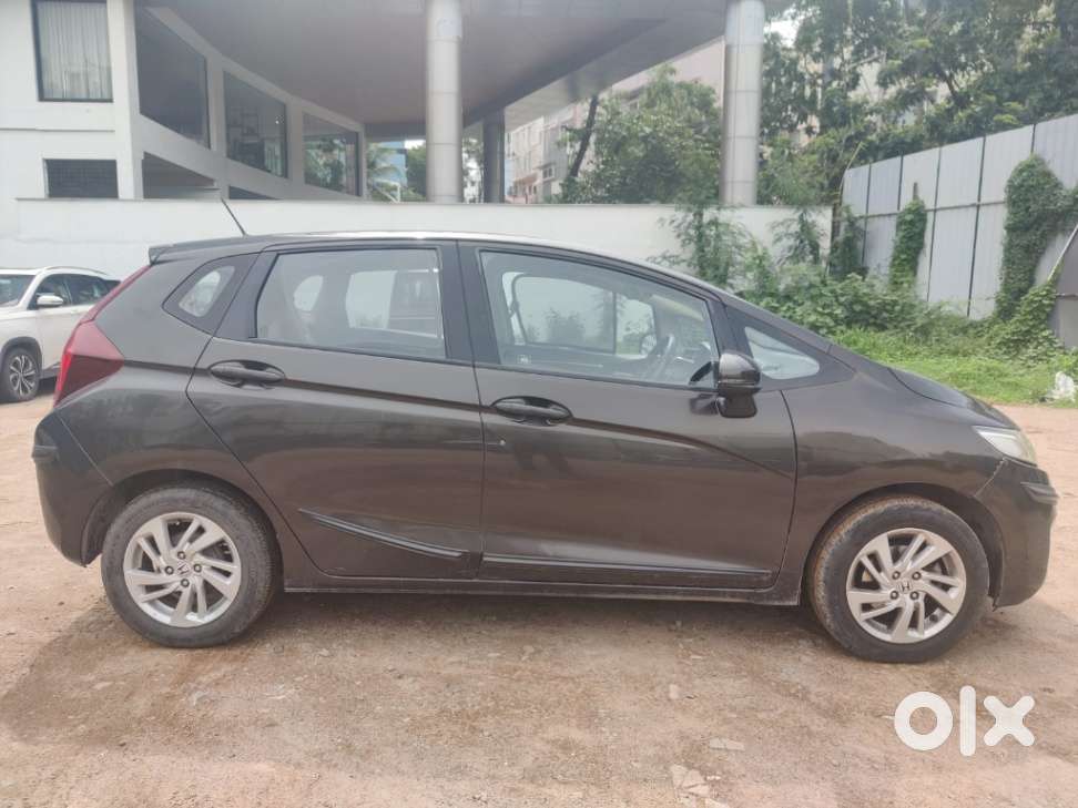Honda Jazz V Cvt, 2017, Petrol