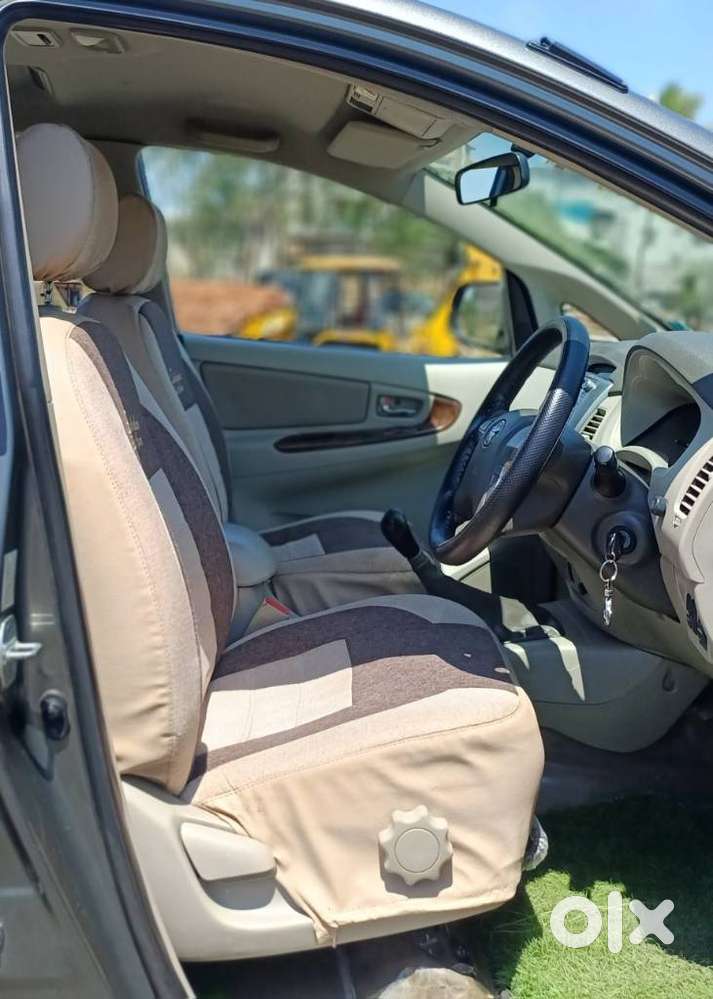 Toyota Innova 2.5 Vx 8 Str, 2012, Diesel