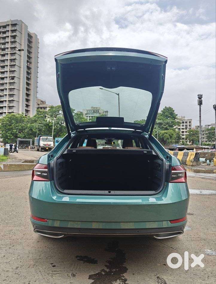Skoda Superb 2.0 L&k Tsi At, 2024, Petrol