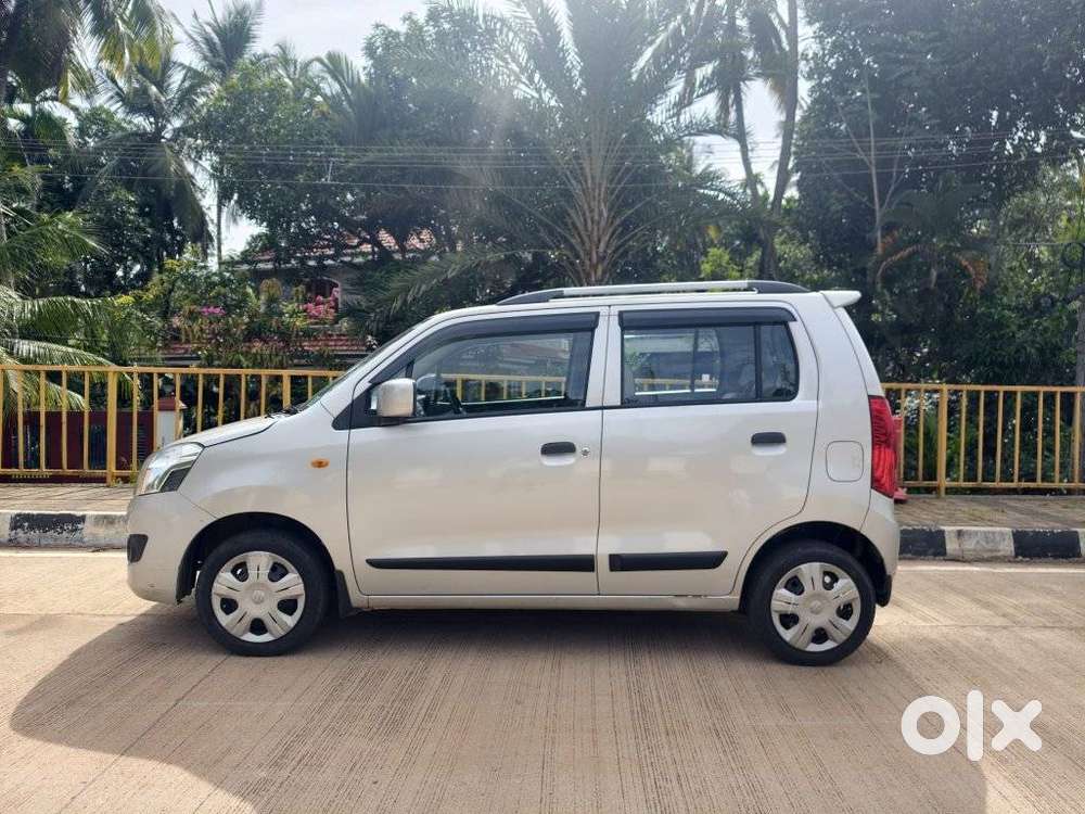 Maruti Suzuki Wagon R 1.0 Vxi, 2016, Petrol