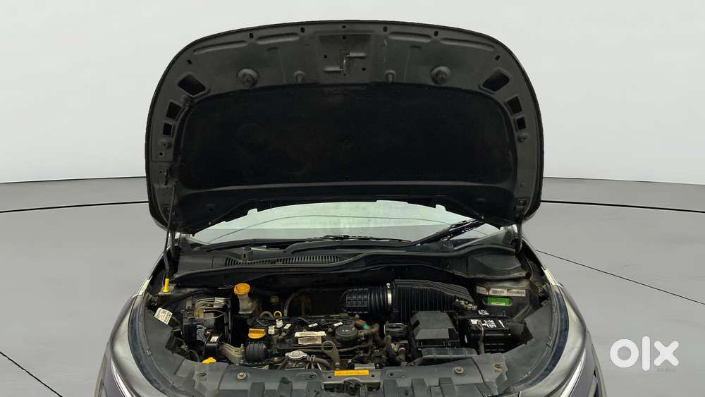 Tata Altroz 1.2 Xm Plus, 2022, Petrol