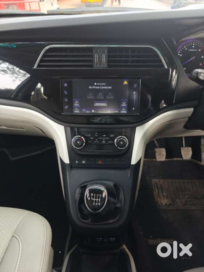 Mahindra Marazzo M8, 2020, Diesel