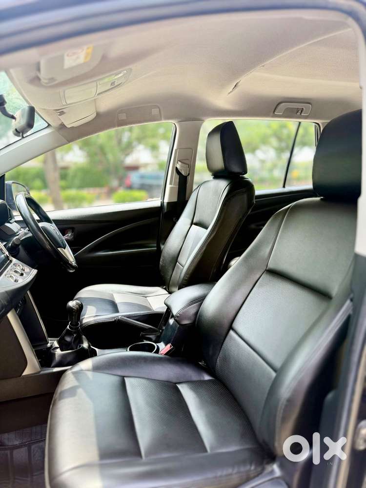 Toyota Innova Crysta 2.4 G Mt 7 Str, 2021, Diesel