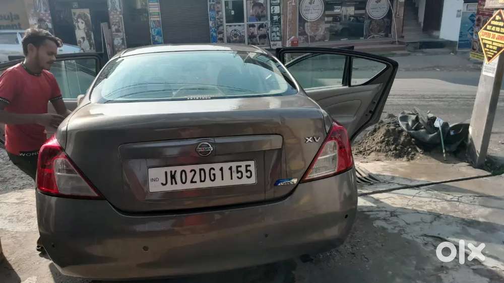 Nissan Sunny 2012 Diesel 100000 Km Driven