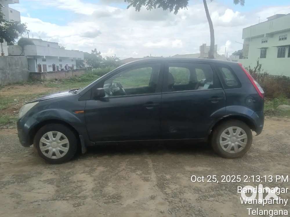Ford Figo 2013 Diesel 103000 Km Driven