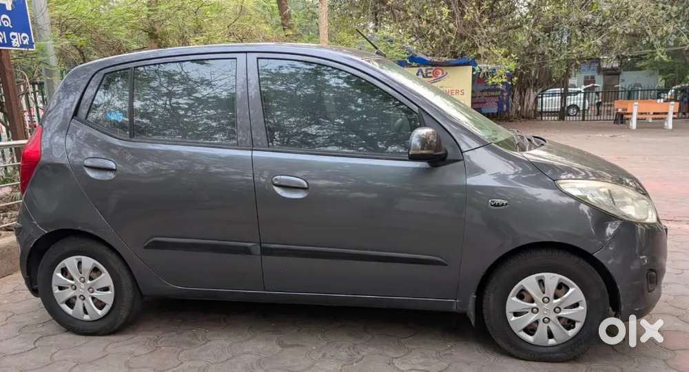 Hyundai I10 2012 Petrol 80917 Km Driven