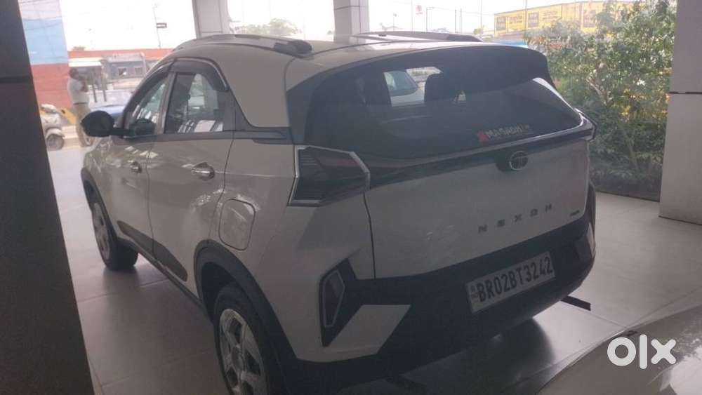Tata Nexon Smart 1.2 Revotron Petrol 5 Mt, 2024, Petrol