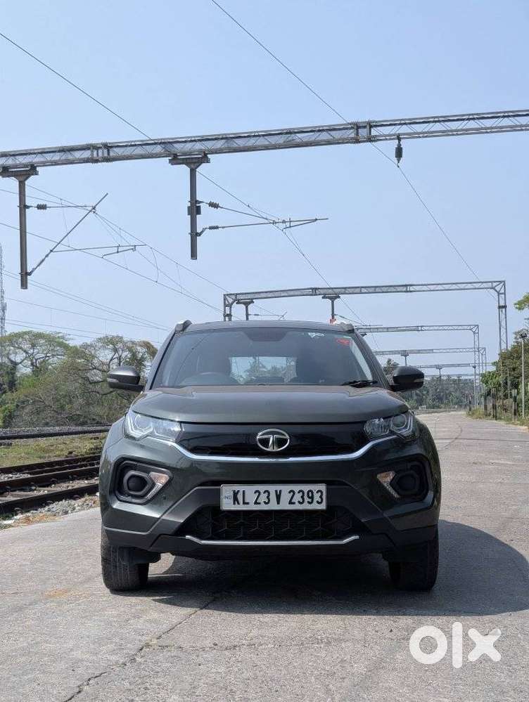 Tata Nexon 1.2 Revotron Xma Amt (s), 2022, Petrol