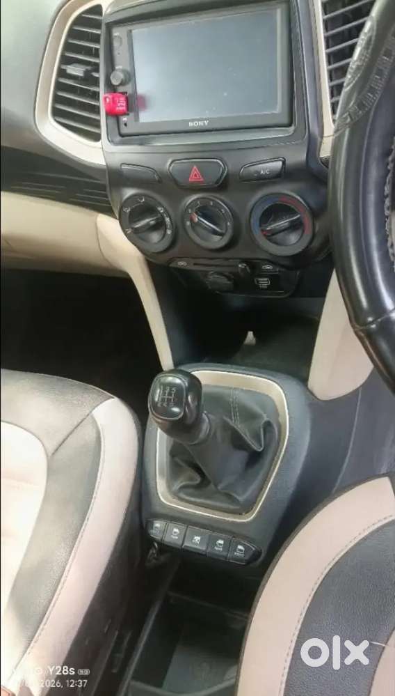 Hyundai Santro 1.1 Sportz 2021