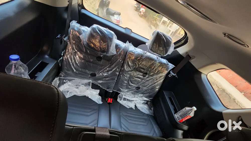 Kia Carens 2025 Petrol Well Maintained