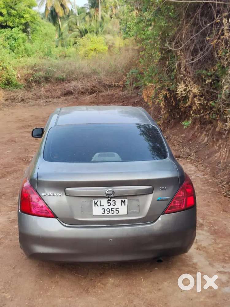 Nissan Sunny 2012 Diesel Well Maintained