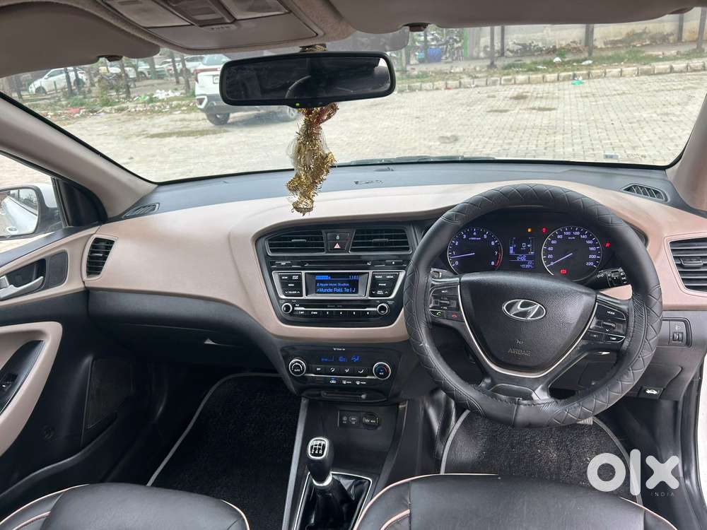 Hyundai Elite I20 Sportz (o) 1.2, 2015, Petrol