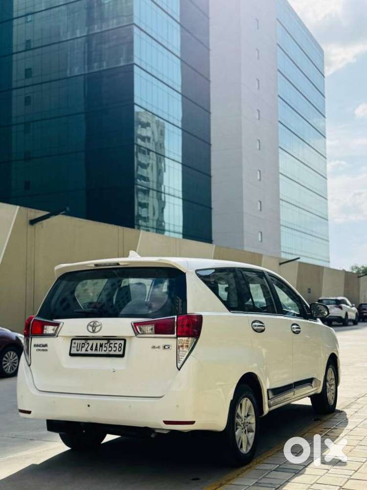 Toyota Innova Crysta 2.4 G Plus Mt 8s, 2019, Diesel