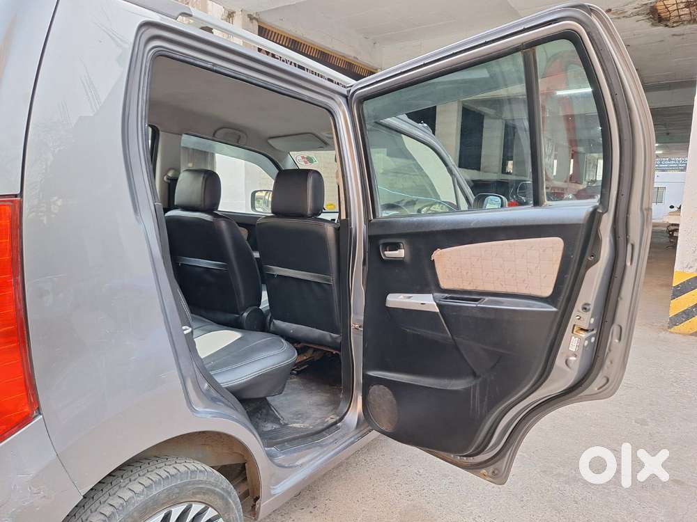 Maruti Suzuki Wagon R 1.2 Vxi, 2015, Petrol