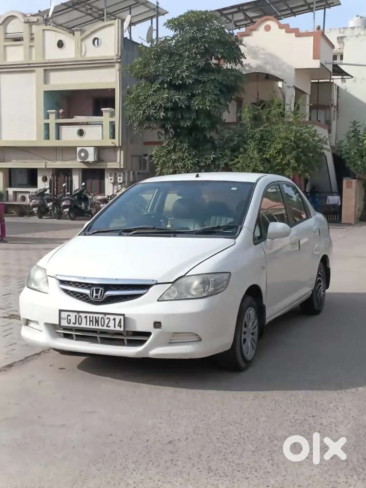 Honda City Zx 2007 Cng & Petrol Well Maintained
