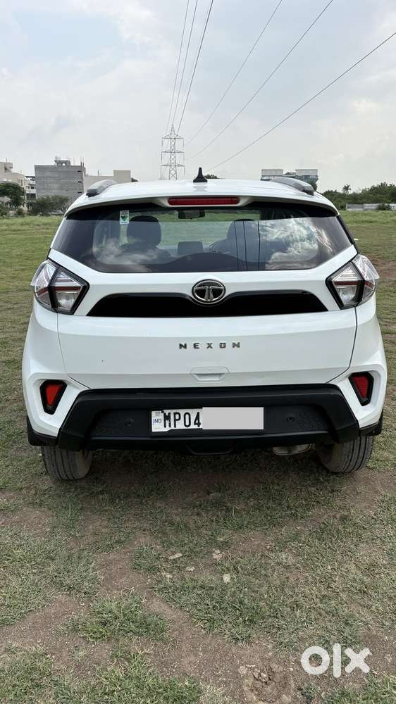 Tata Nexon 1.2 Revotron Xm Plus (s), 2023, Petrol