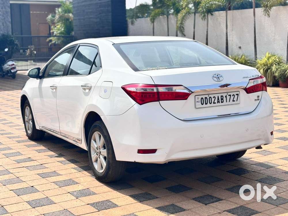 Toyota Corolla Altis 2013-2017 D-4d G, 2016, Diesel