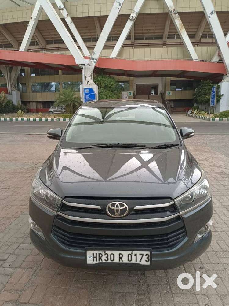 Toyota Innova Crysta 2.8 Gx At, 2017, Diesel