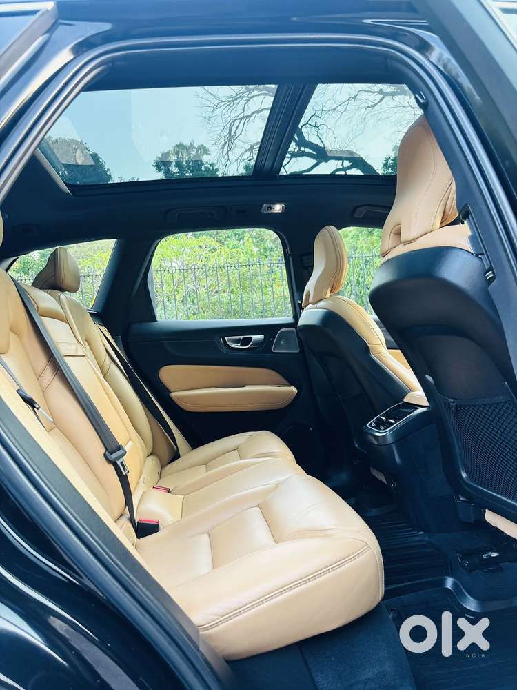 Volvo Xc60 D5 Awd Automatic, 2021, Diesel