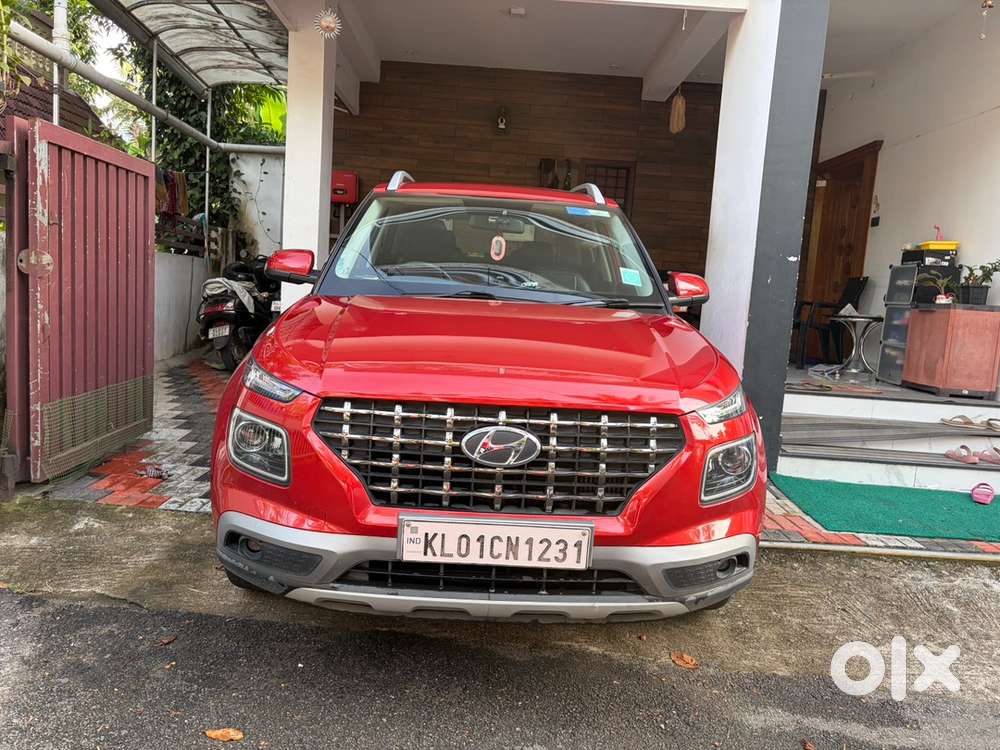 Hyundai Venue 2019 Turbo Petrol Well Maintained