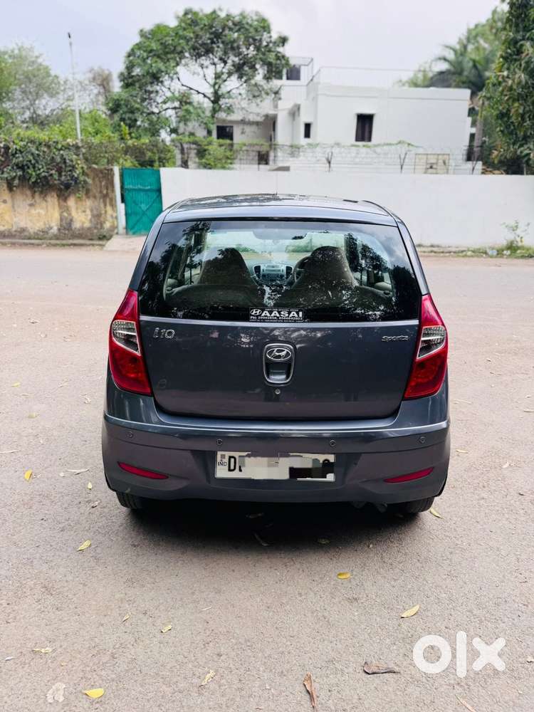 Hyundai I10 Sportz, 2014, Petrol
