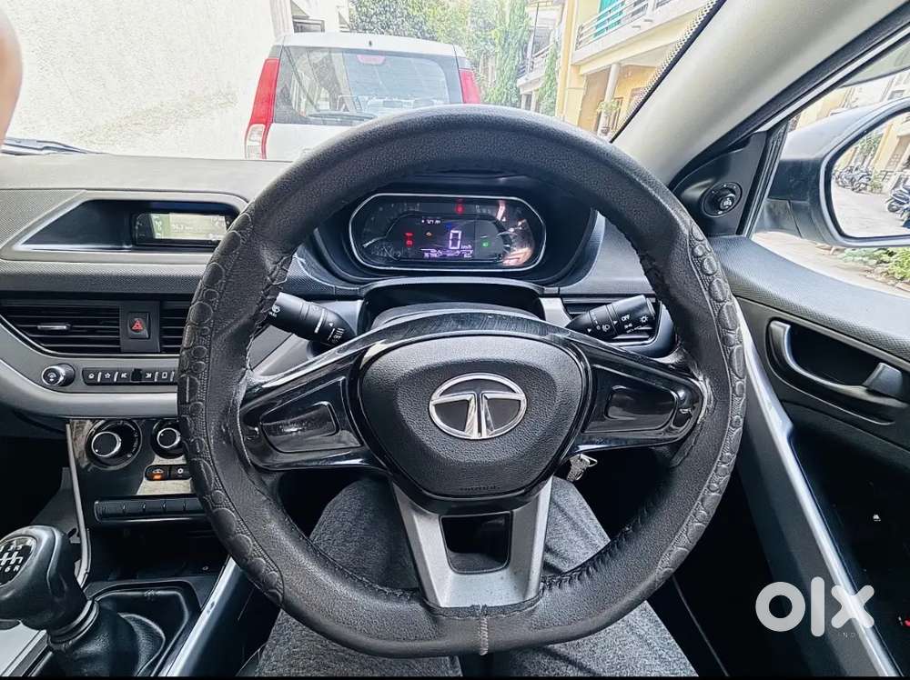 Tata Nexon Petrol 2021 2nd Owner
